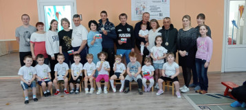 Прошёл праздник 23 февраля Прошёл праздник 23 февраля.
