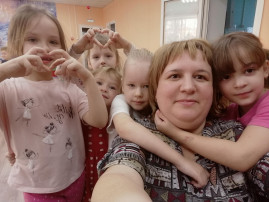 День обнимашек День обнимашек.