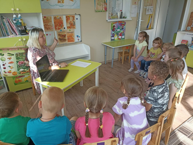 Хлеб всему голова Хлеб всему голова.